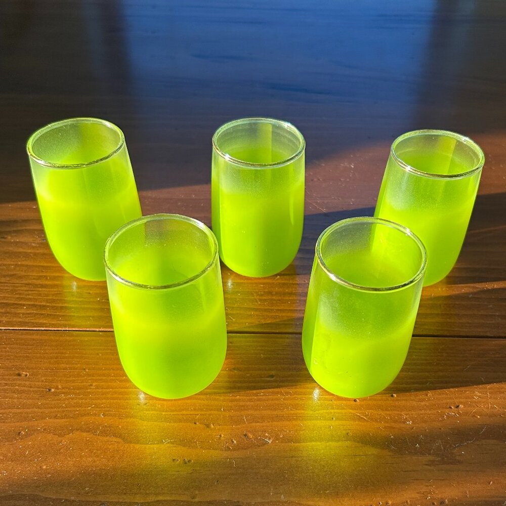 BLENDO frosted chartreuse set of 5 juice glasses